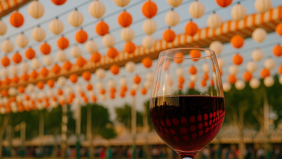 ¿Y SI LA FERIA DE ABRIL TUVIERA DENOMINACIÓN DE ORIGEN? LOS VINOS QUE LA HACEN ÚNICA